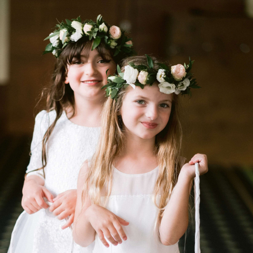 Hajdísz: koszorú élő virágból