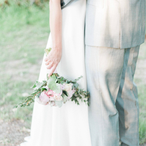 Dobó csokor élő virágból